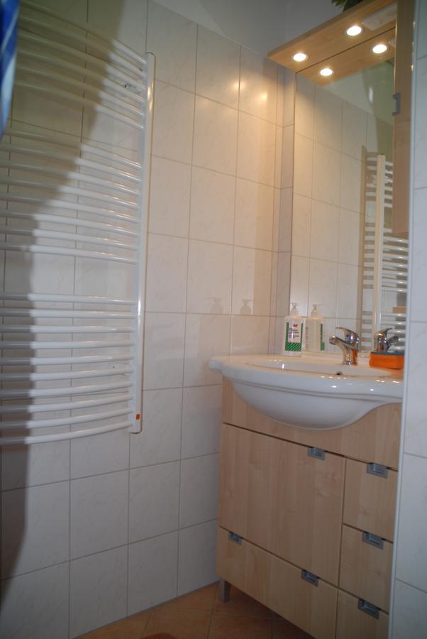 Aux Lilas Apartment *